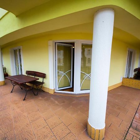 Wyspa Uznam - Pilsudskiego Swinoujscie Exterior foto
